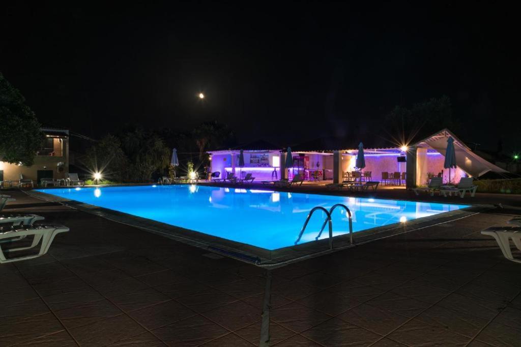 Euphoria Complexb Apartment Kávos Екстериор снимка